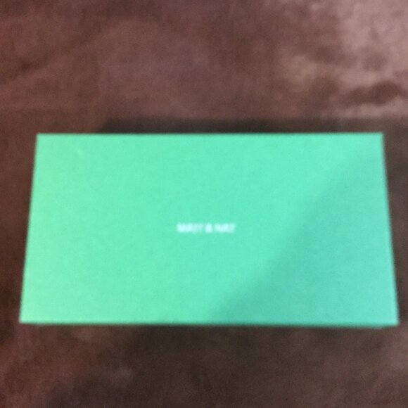 NWT Matt & Nat sunglasses comes with cleaning cloth and eyeglass case in box - Picture 5 of 5